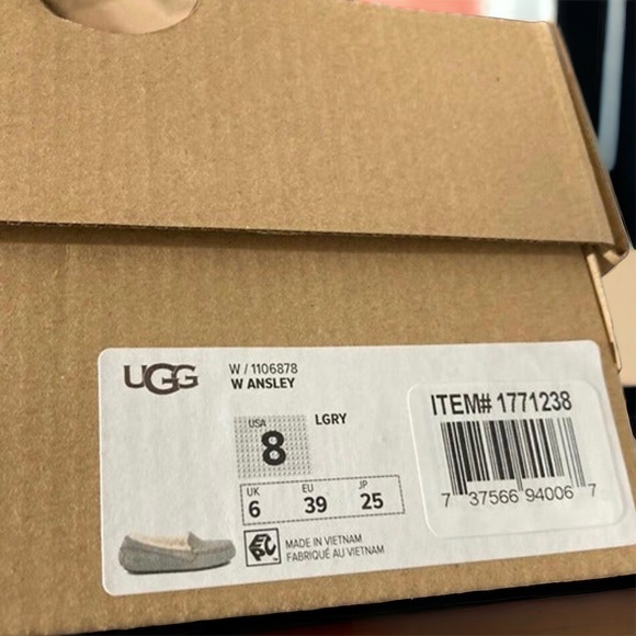 Ugg Moccasins Sz 8 Gray - Picture 5 of 7